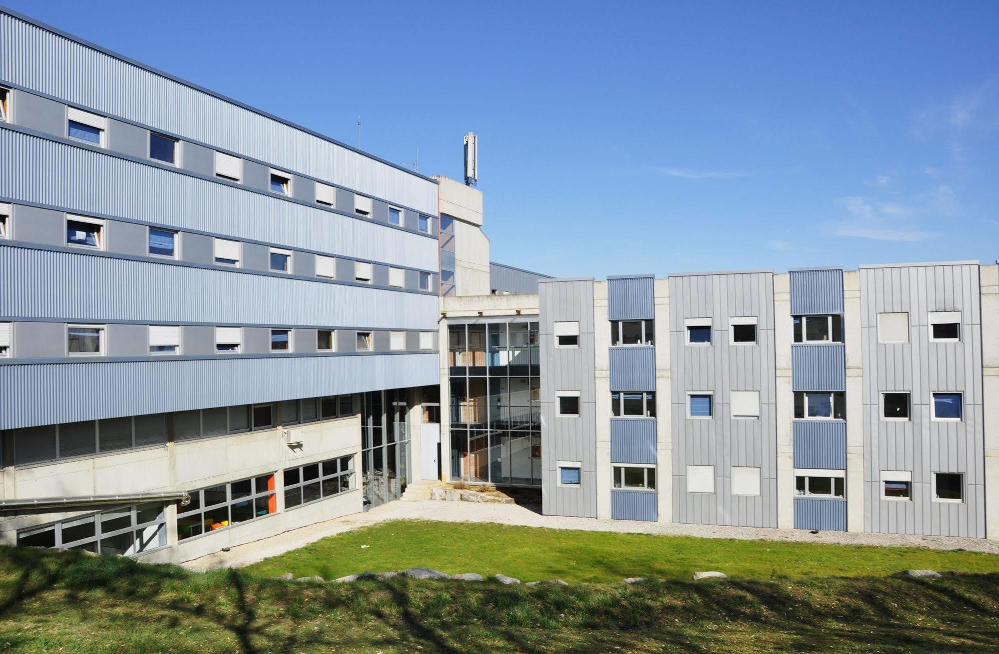 Residencia Universitaria Campus De Montilivi Gerona Exterior foto